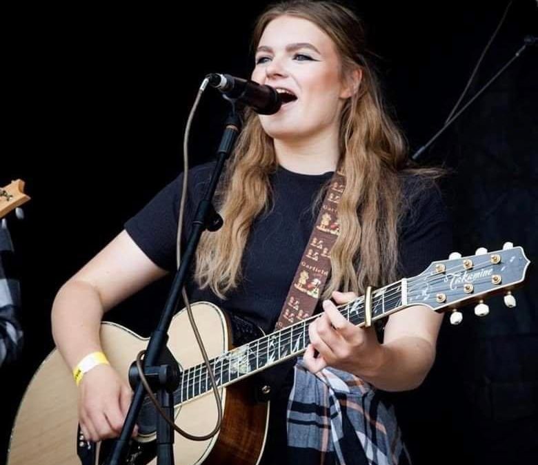 LIVE MUSIC: emma hardy & sean